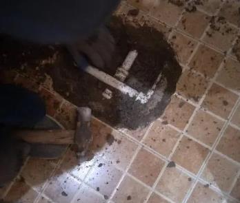 长沙卫生间漏水维修公司为您分享下卫生间渗水如何处理及注意事项